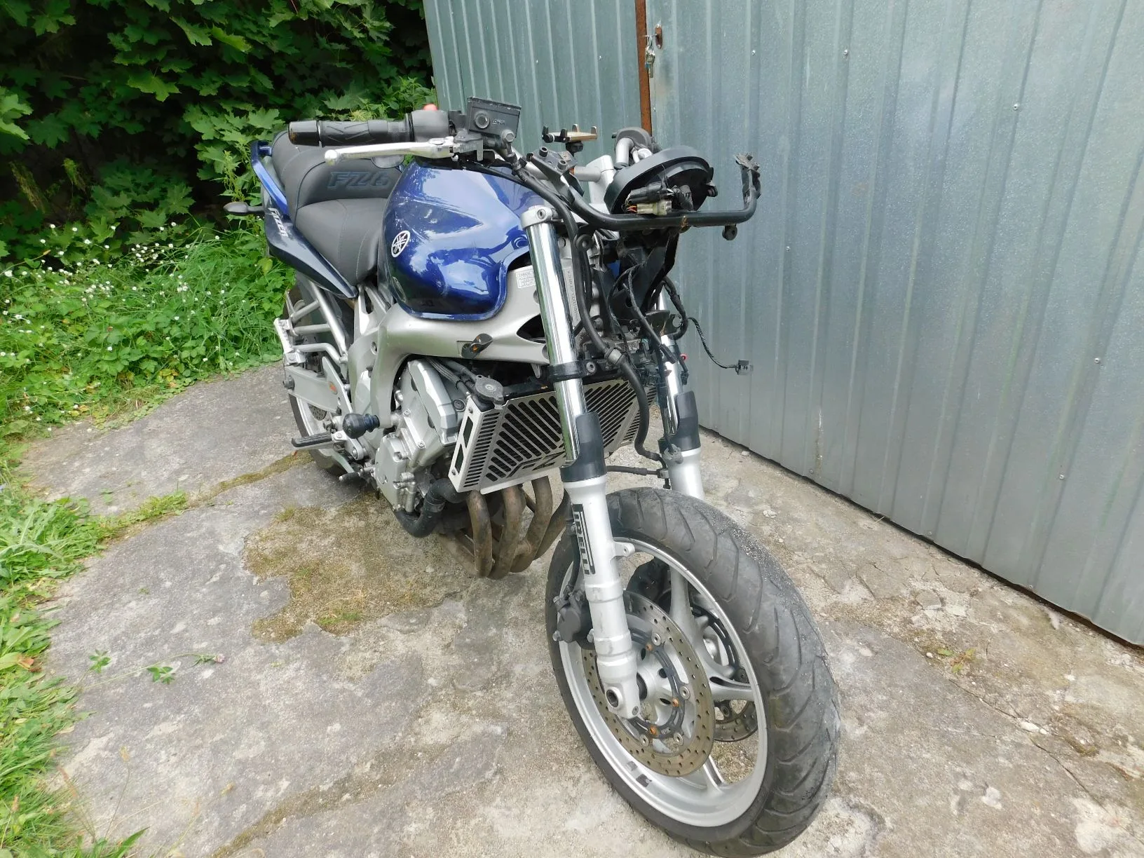 Yamaha Fz6