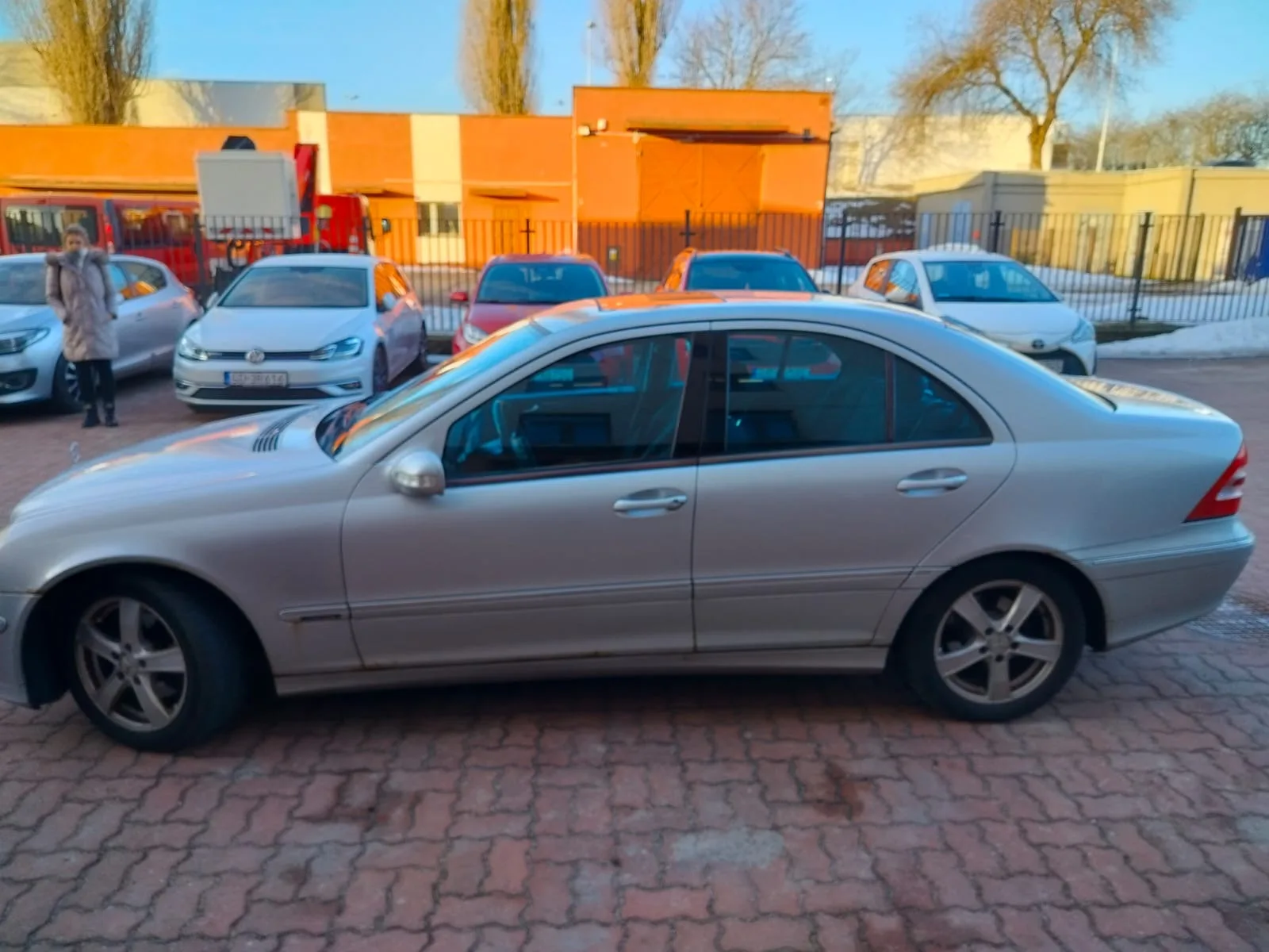 Mercedes-Benz C 180