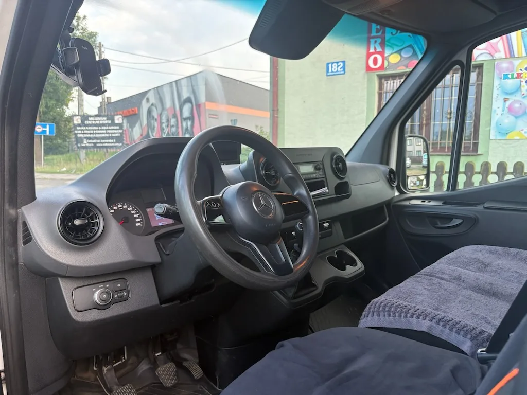 Mercedes-Benz Sprinter