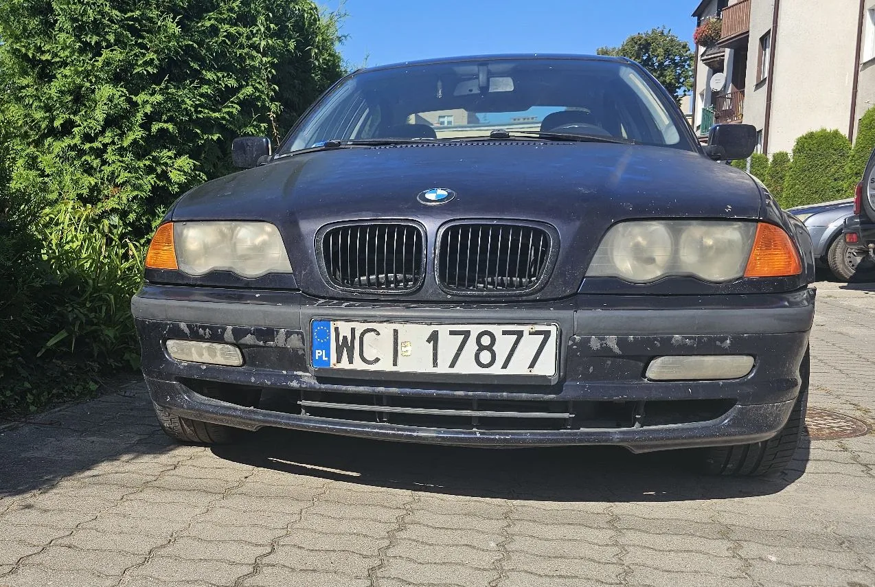 BMW 320