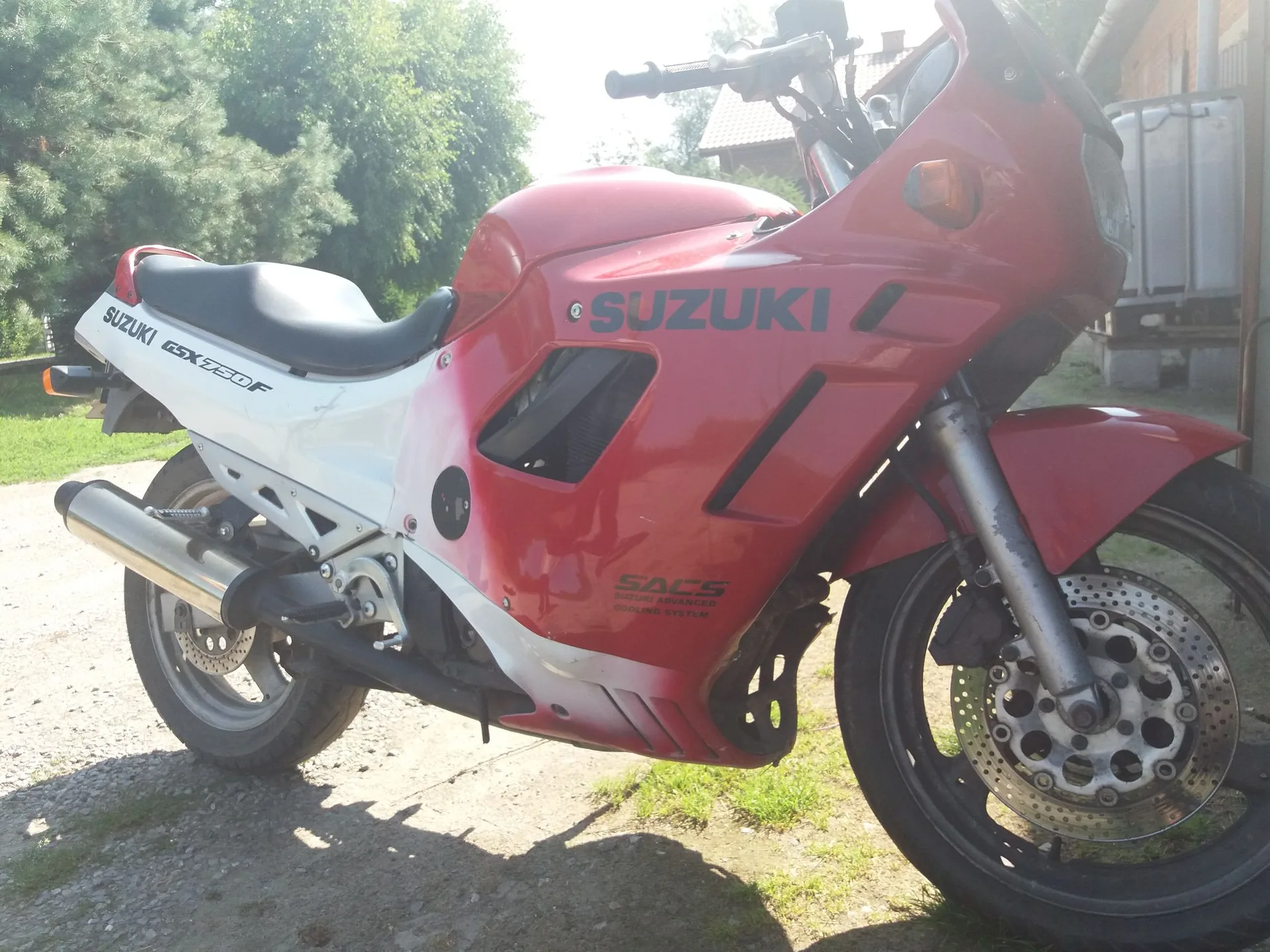 Suzuki Gsx-f - Katana