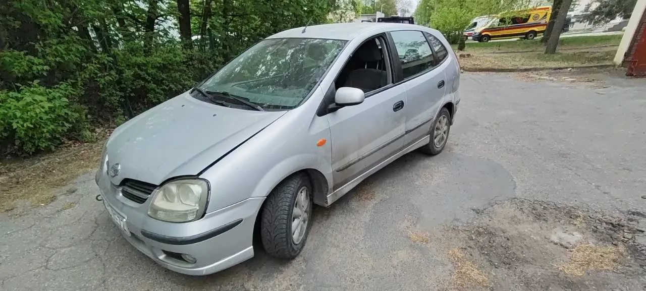 Nissan Almera