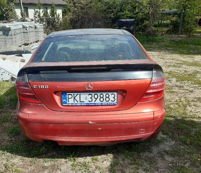 Mercedes-Benz C180