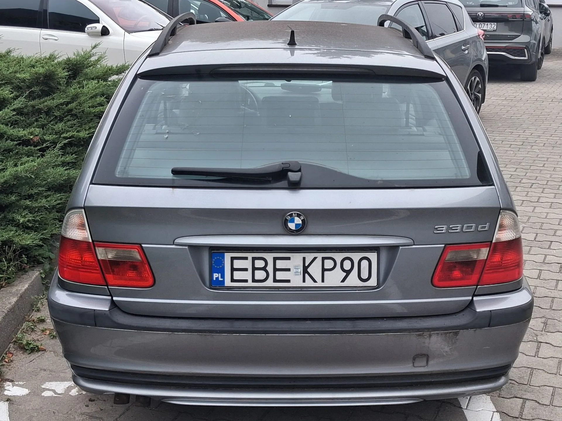 BMW 330