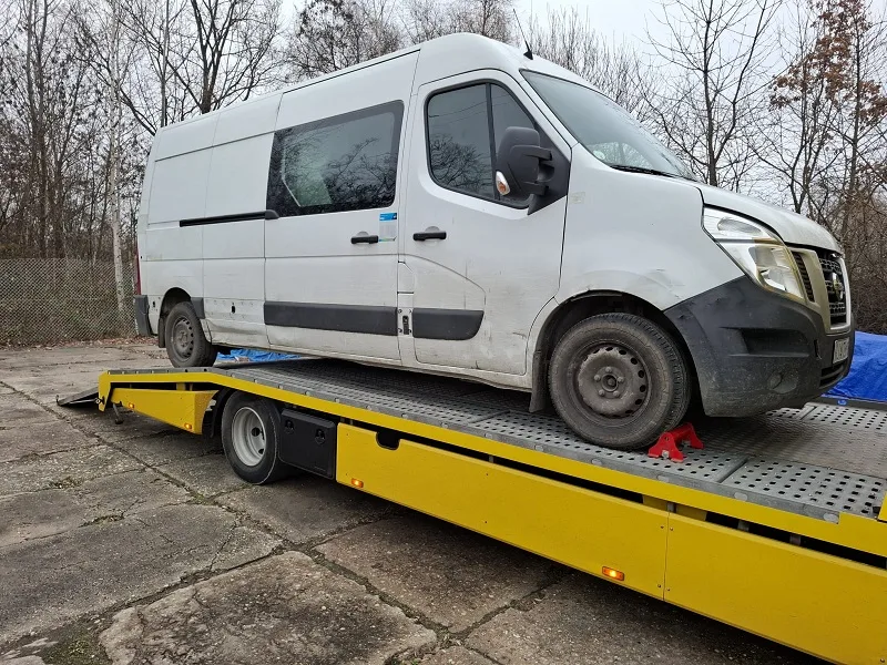 Nissan Nv400