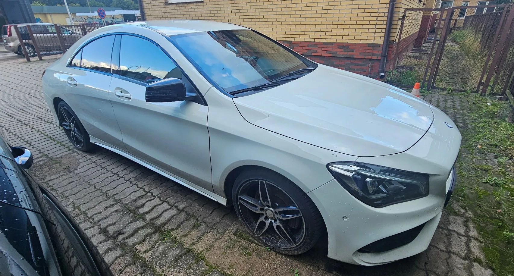 Mercedes-Benz Cla 220