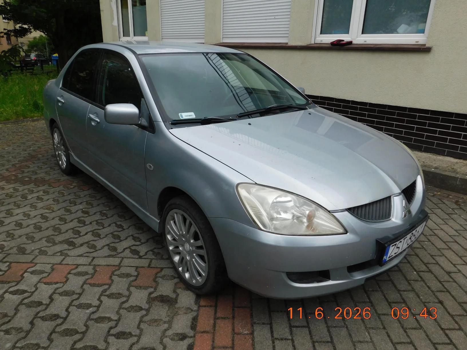 Mitsubishi Lancer