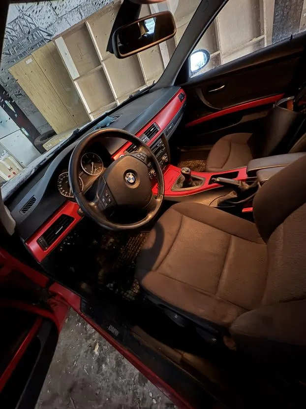 BMW 318d - 2008