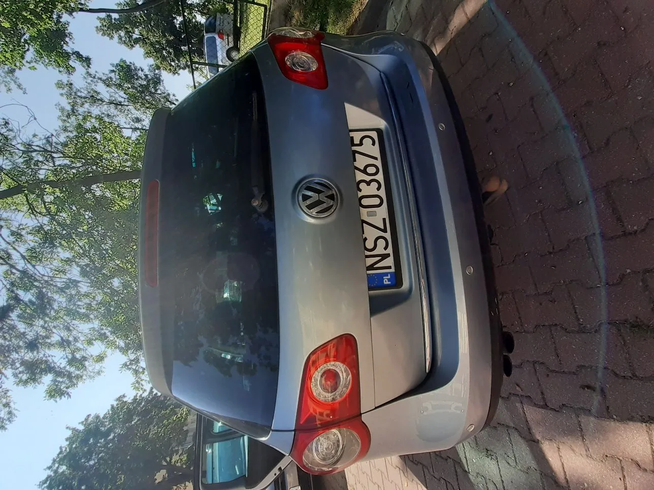 Volkswagen Passat - 2005 - zdjęcie 1