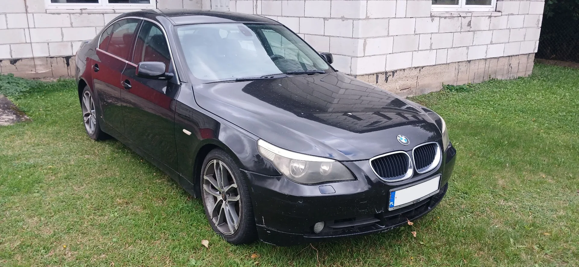 BMW 525