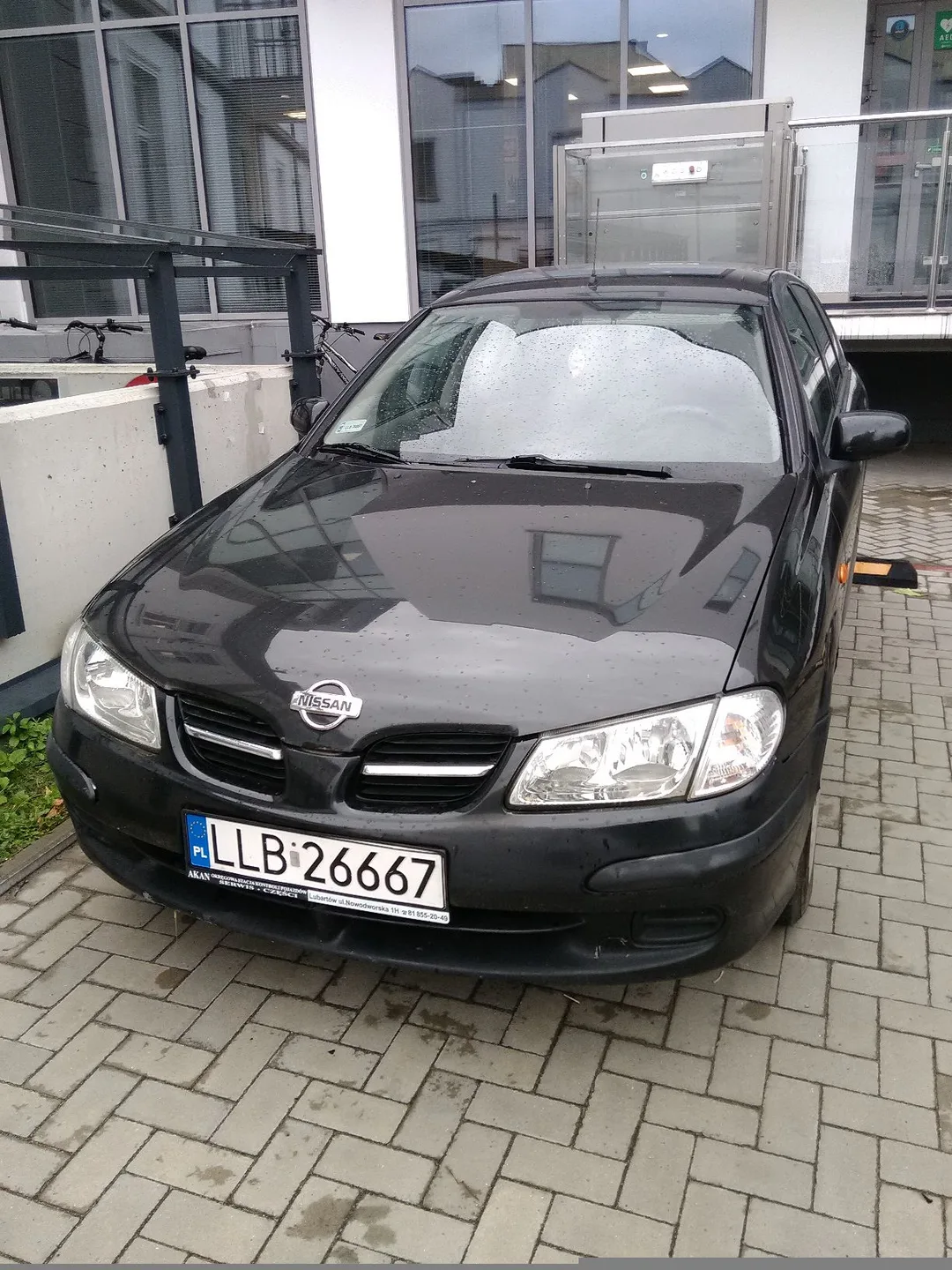 Nissan Almera