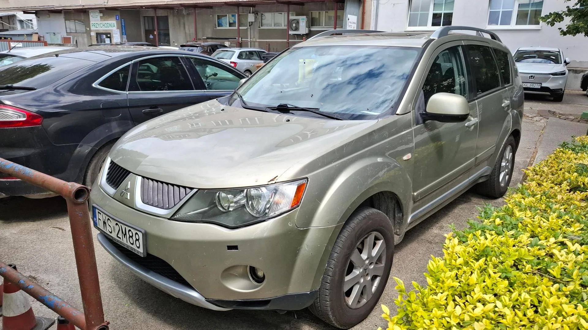 Mitsubishi Outlander