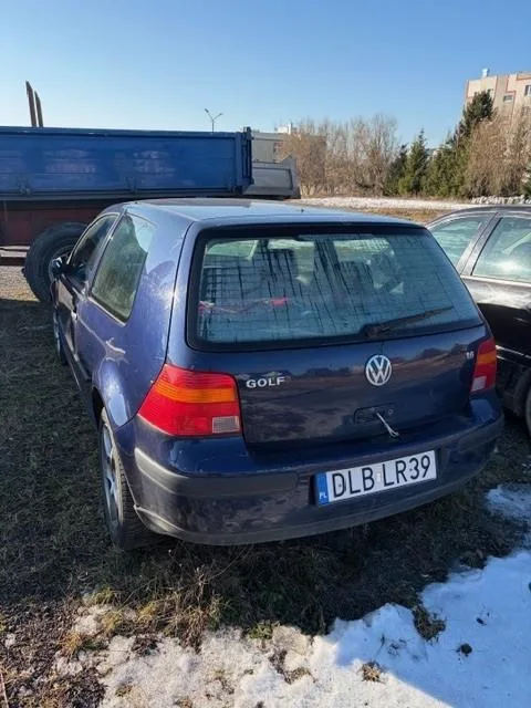 Volkswagen Golf - 1999