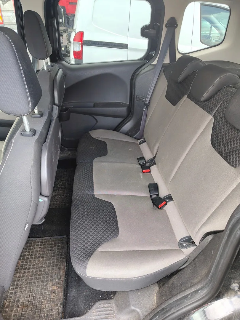 Ford Tourneo