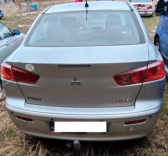 Mitsubishi Lancer Sedan