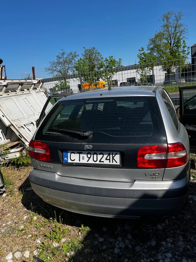 Volvo V40