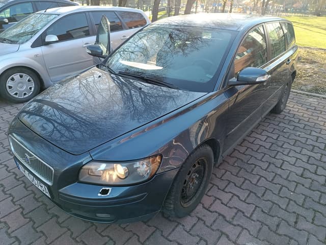 Volvo V50