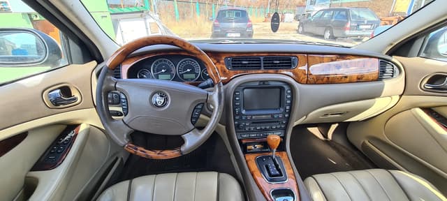 Jaguar S-type