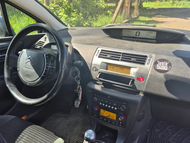 Citroën C4