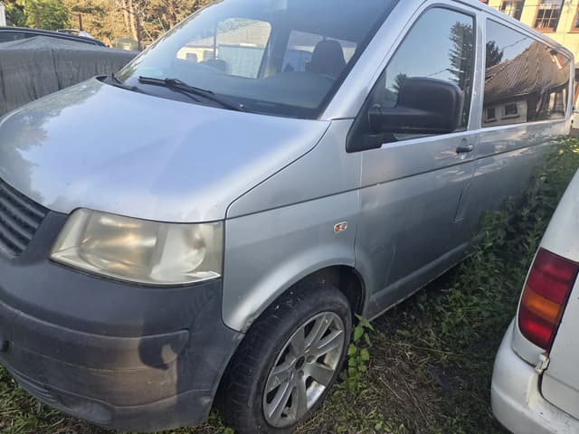 Volkswagen T5