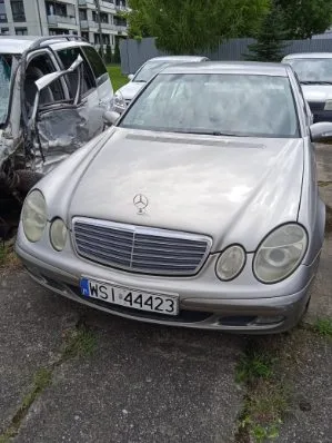 Mercedes-Benz E 220