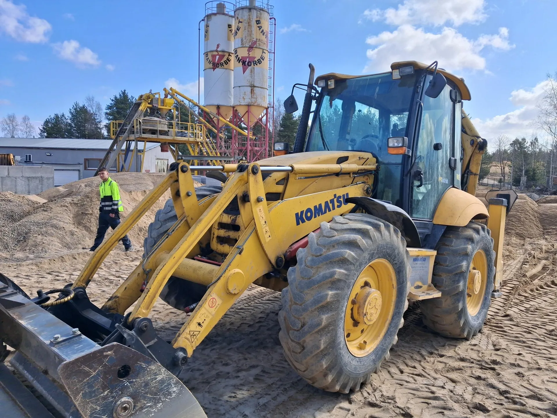 Komatsu Wb97s/5
