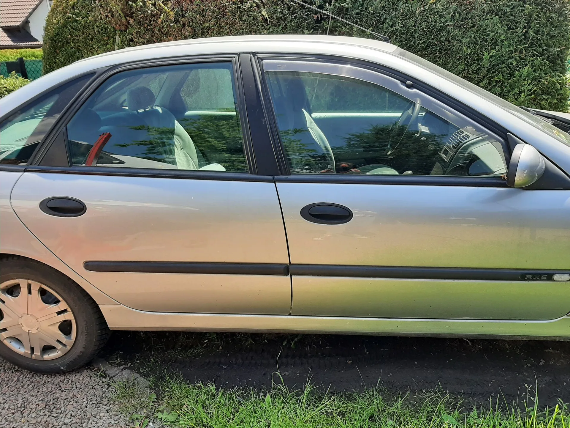 Renault Laguna