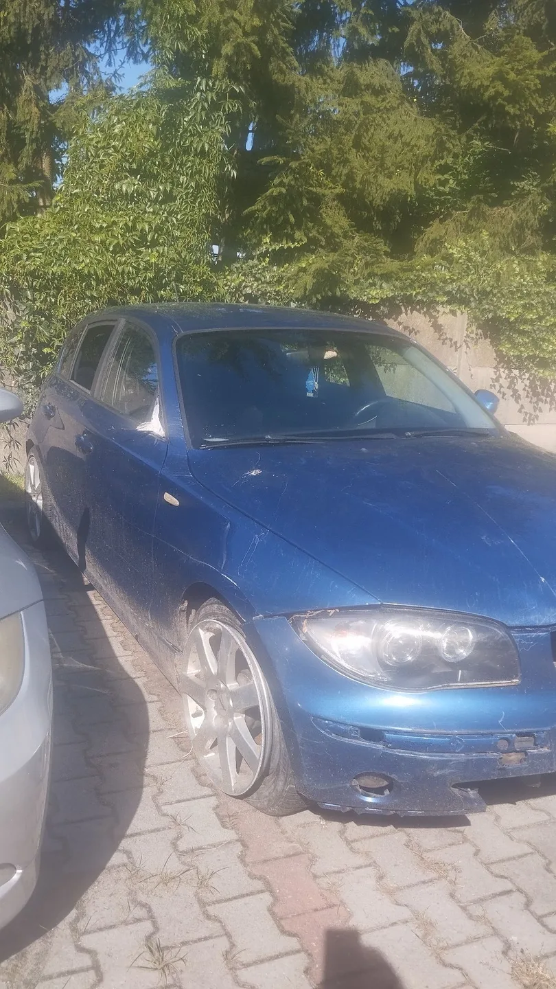 BMW 120