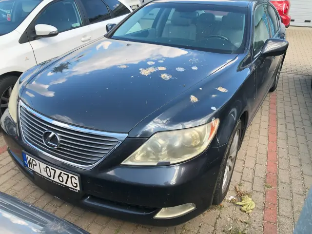 Lexus Ls460