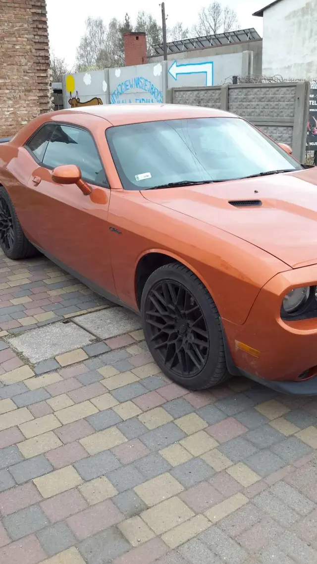 Dodge Challenger
