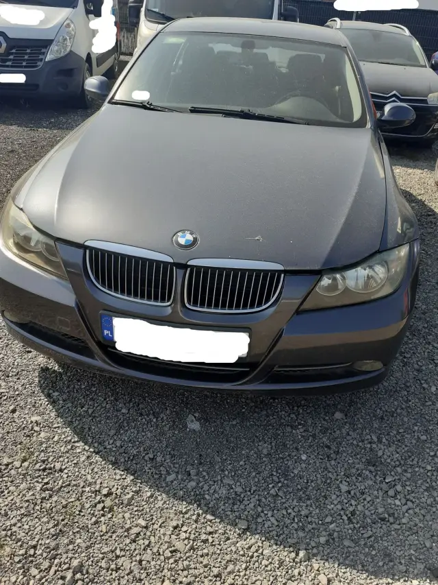 BMW 320