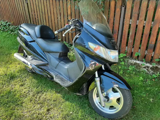 Suzuki Burgman