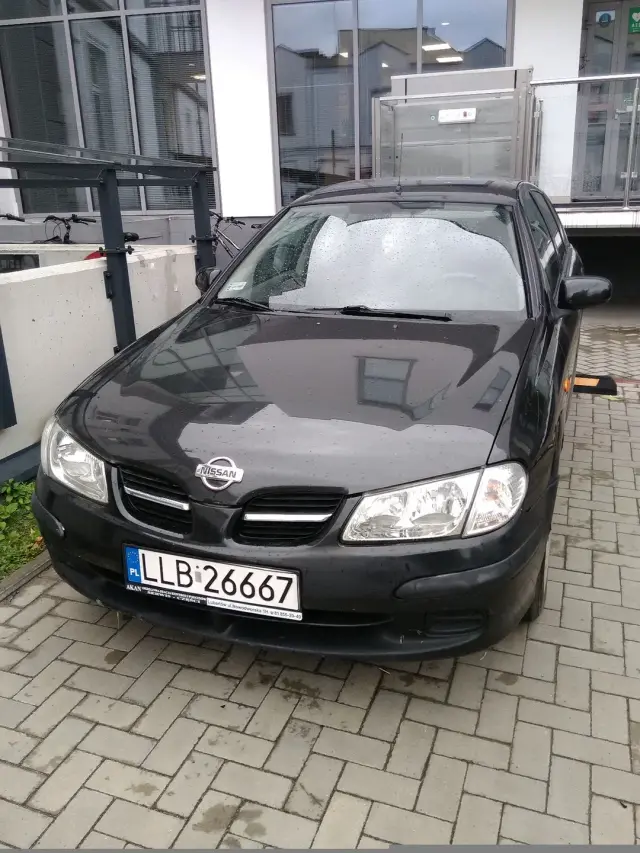 Nissan Almera