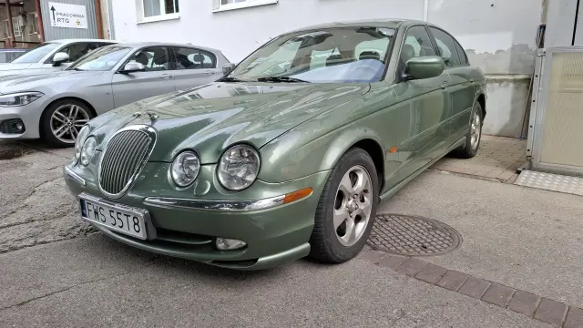 Jaguar S-type